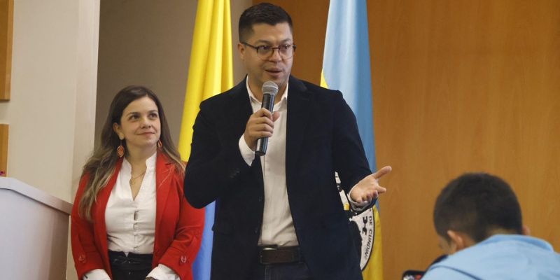Gobernador Jorge Rey lanza línea directa para presentar inconformidades con servicios de energía y gas

