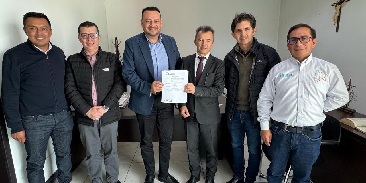 Se firma acuerdo que respaldará a los pequeños productores afectados por fenómenos climáticos

