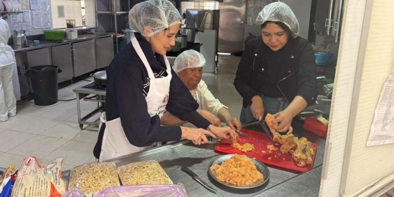 En Facatativá, cocinar también es recordar: Don Ramiro compartió su receta y sus memorias



