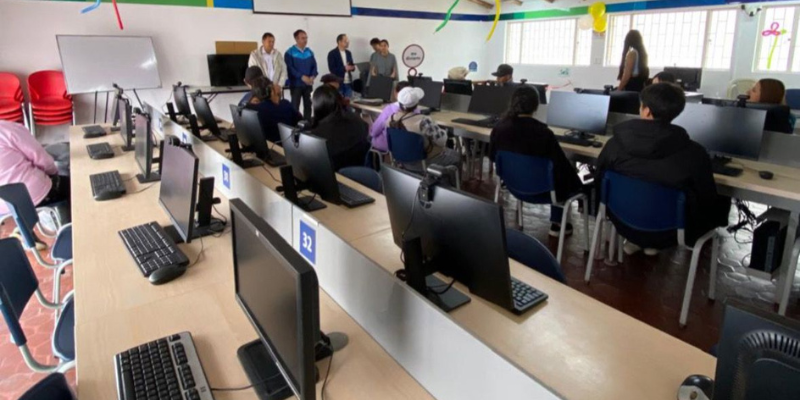 Bojacá fortalece su Centro Interactivo Digital con nueva dotación tecnológica

